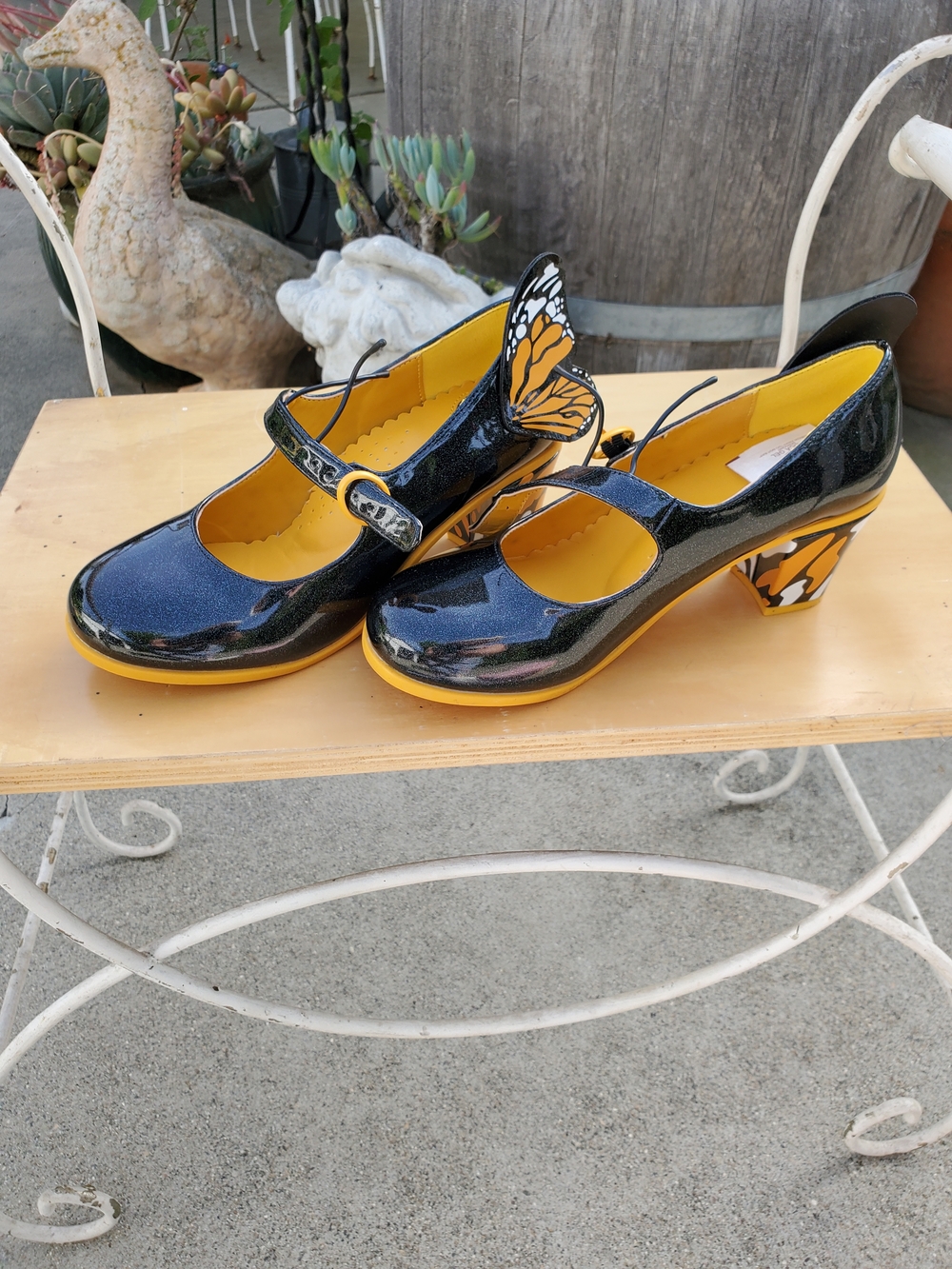 Patent Black and Yellow Mary Jane Heels with Butterfly Accent - Picture 2 of 7
